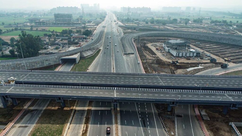 Key Road and Maritime Infrastructure Projects Set for Completion in 2025 across India