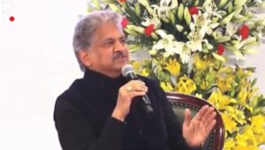 ‘I Love Staring at My Wife’: Anand Mahindra Highlights Work-Life Balance, Advocates ‘Quality Over Quantity’ Amid 90-Hour Work Week Debate (Watch Video)