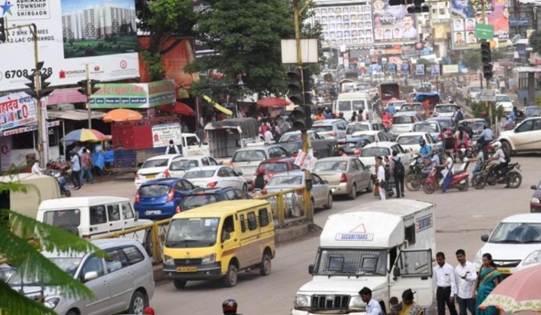 Maharashtra to Enforce 'No PUC, No Fuel' Rule to Combat Vehicular Pollution