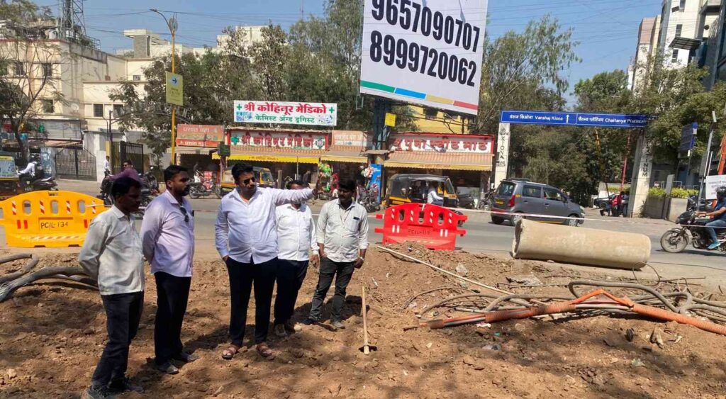 Pending Road Widening Work Begins at Dasara Chowk, Balewadi