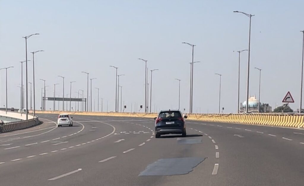 Viral Video Shows Patchwork on Mumbai Coastal Road; X User Questions Rs 13,000 Crore Project, BMC Responds