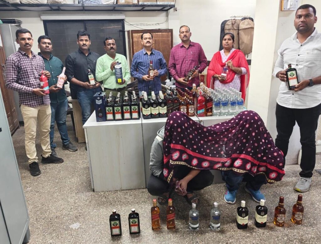 Pune News: Over ₹4 Lakh Worth Of Foreign Liquor Seized In State Excise Department Raids From Wanawadi and Mohamadwadi
