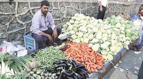 Increased Supply To Pune Market Leads To Price Drop For Garlic, Cauliflower, Cabbage, And Drumsticks