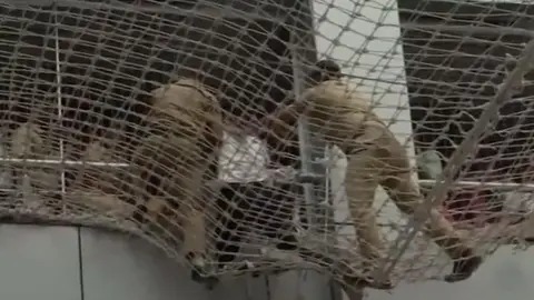 Man Jumps Off Mantralaya Building in Mumbai, Lands on Safety Net | Video Goes Viral