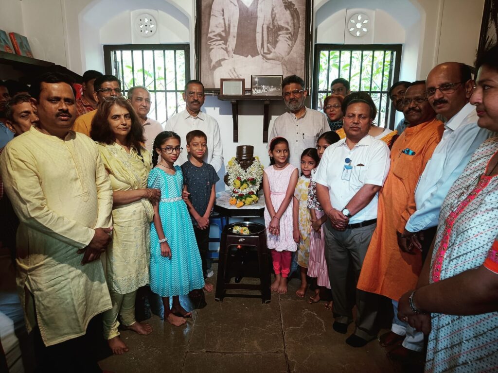Pune: Visitors Pay Tribute As Fergusson College Opens Savarkar’s Historic Room