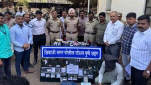 Pune Police Arrest Serial Burglar Linked To 64 Thefts; Gold And Silver Worth ₹17 Lakh Seized