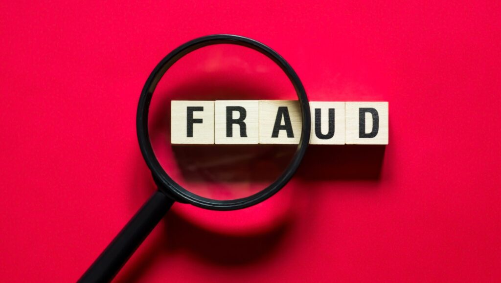 Pune: Caretakers Accused of Defrauding Elderly Woman of ₹35.51 Lakh; FIR Registered