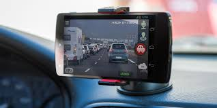 How to Turn Your Old Smartphone into a Budget-Friendly Smart Dash Cam