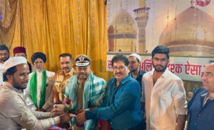 All community Iftar held by social worker Ikram Khan at Sadal Baba Dargah In Yerawada