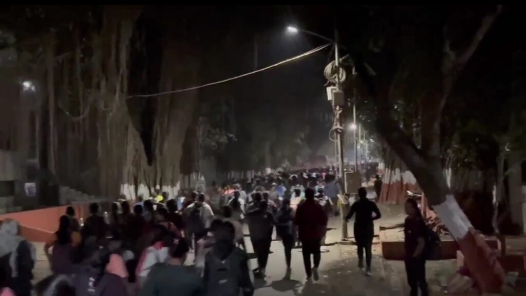 Massive Crowd At Pune Police Recruitment: Gate Collapses Amid Rush Of Female Candidates