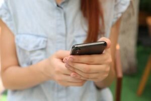 Smartphone Addiction: New Study Shows Brain Changes After 72 Hours Without Phone