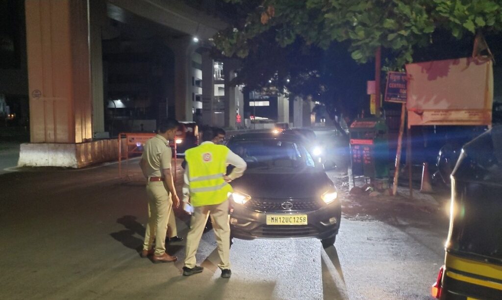 Pune Police Crack Down on Traffic Violations, Collect ₹7.46 Lakh in Fines from 514 Offenders in Late-Night Drive