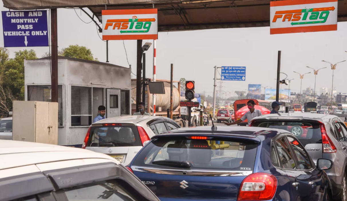 FASTag Update: Pay Once, Drive Free – ₹3000 Annual Pass for Unlimited Highway Travel Across India