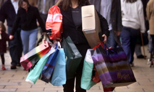 Income Tax Department Monitors All Expenditures, From Groceries to Haircuts, Issues Notices