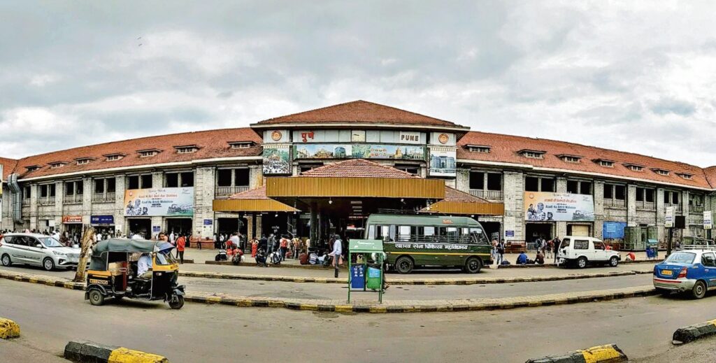 pune railway station