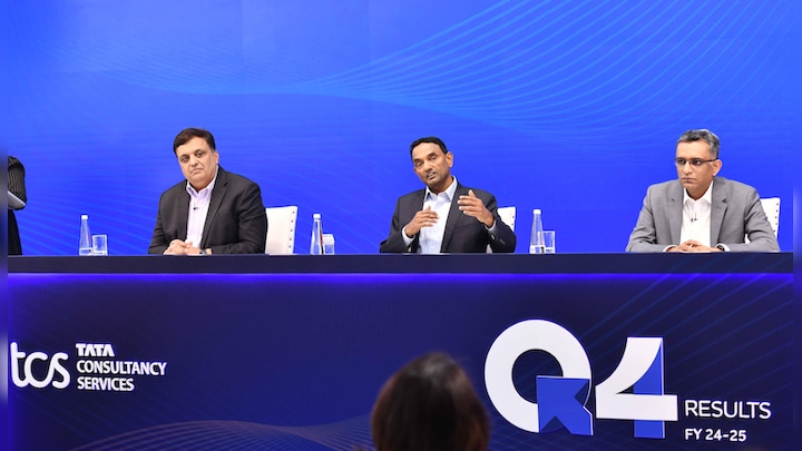 TCS puts Hikes for 6.07 Lakh Employees on Hold due to Business Uncertainty, US tariffs