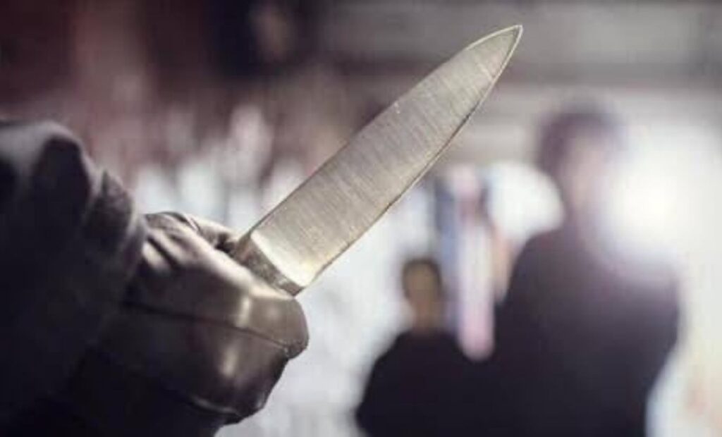 Roommate Attacked with Knife over a verbal abuse dispute in Pune
