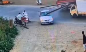 Captured on Cam: Iron Rods Pierce Car in Highway Accident Near Kolhapur, Driver Escapes with Minor Injuries