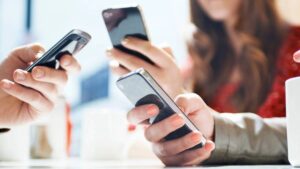 Maharashtra Residents Spending More Time At Work, Less On Personal And Social Activities: Time Use Survey 2024