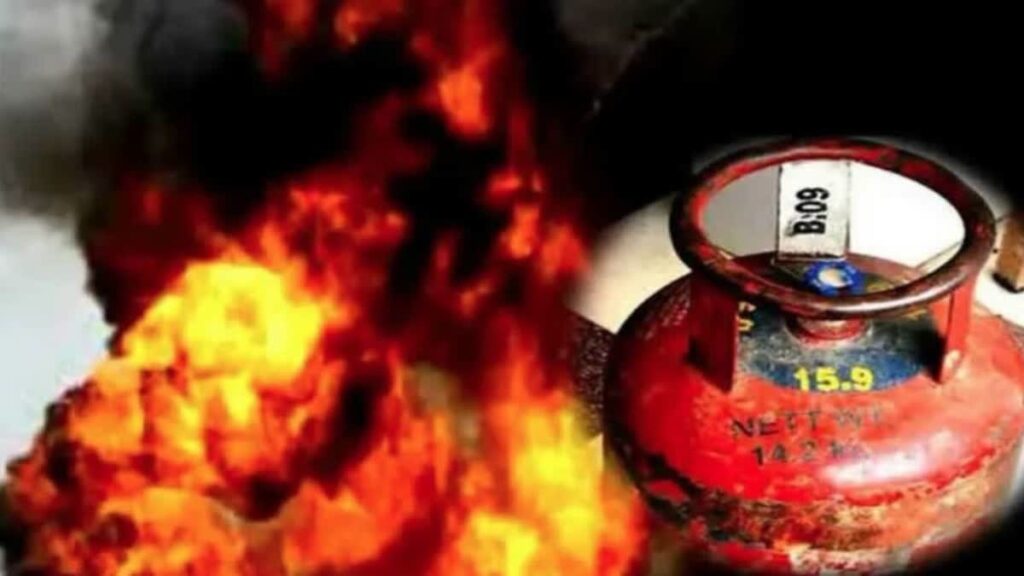 Pune Tragedy: Father and Son Die in Domestic Gas Cylinder Explosion