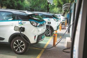 Buying an Electric Car in India (2025): What You Should Know