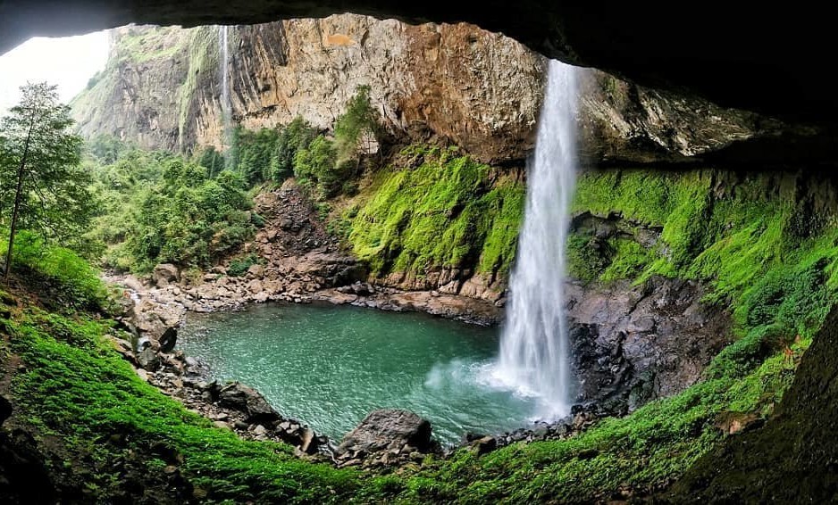 Devkund-waterfalls