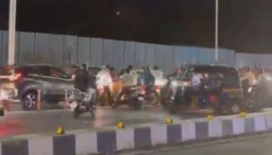 Chaos on Sinhagad Road Flyover: Drivers Reverse in Gridlock, Sparking Safety Concerns