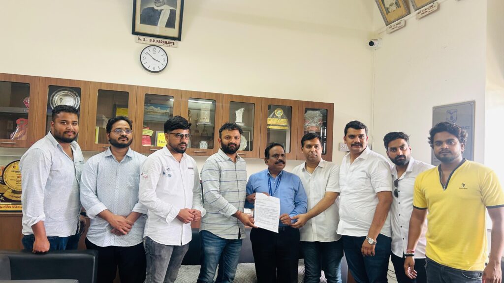 Pune Youth Congress Opposes Construction On BMCC  Ground, Threatens Mass Protest 