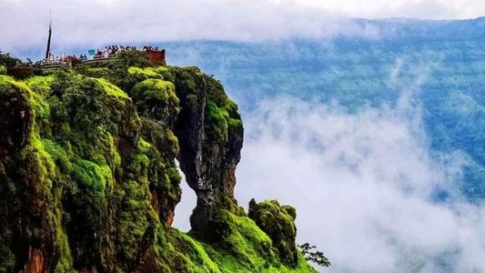 Top 10 Monsoon Getaways in India: Best Travel Destinations to Explore During the Rainy Season