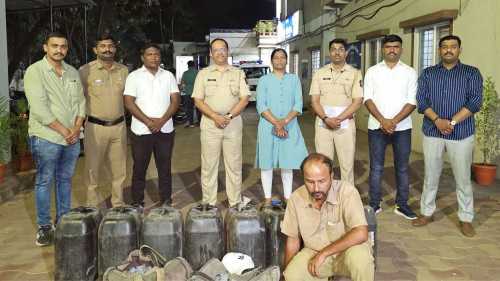 Pune Kondhwa Police Seize ₹34,000 Worth Of Illicit Liquor; One Accused Absconding