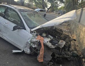 Speeding Mercedes Crashes into Bike on Pune-Bangalore Highway; One Dead, Car Plunges Off Wadgaon Bridge