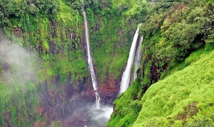 Top 5 Monsoon Getaways Near Pune: Waterfalls That Promise a Refreshing Day Trip