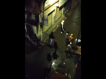 VIDEO Koyta Gang Creates Chaos at Midnight in Pune – Vehicles Damaged, Machetes Waved