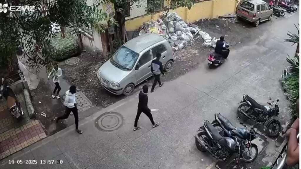 Koyta Gang Strikes Again In Pune: Youth Attacked In Broad Daylight In Dattawadi, Incident Caught On CCTV