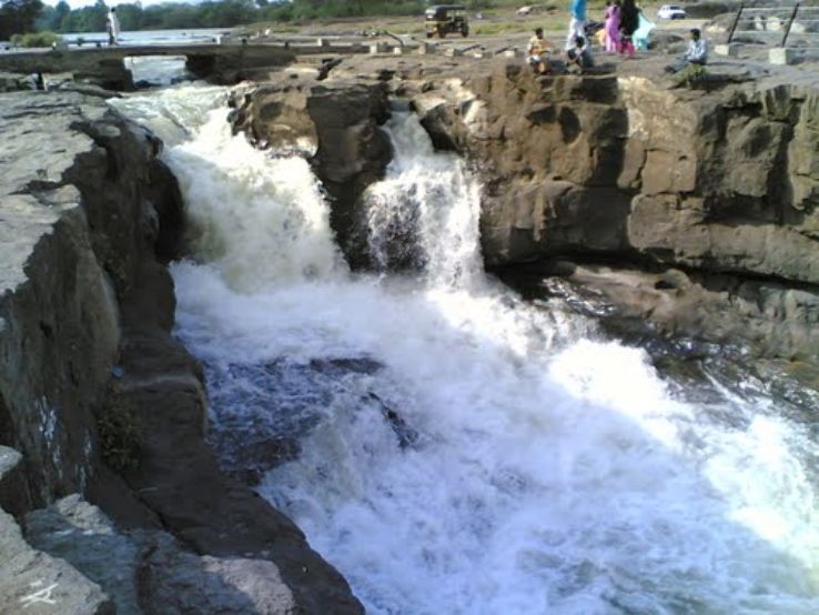 Dudhsagar (Someshwar) Waterfall Near Nashik Is Charming Maharashtra – A Must-Visit This Monsoon!