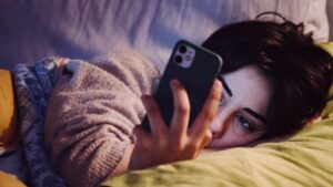 Can't Get Out of Bed All Day? It’s More Serious Than You Think - Know the Signs of Bed Rotting