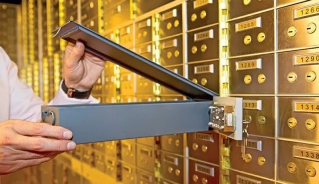 Will You Get Compensation If Your Jewelry Is Stolen from Bank Locker?