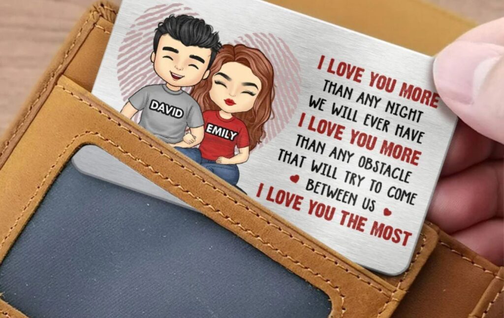 Why Some Believe Keeping Your Wife’s Photo in Your Wallet Brings Good Fortune 