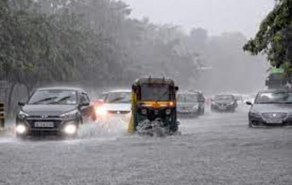 Pune Weather Alert: Red Alert Issued for Heavy Rainfall in Ghat Areas, Mulshi and Bhima River Residents Advised to Stay Alert