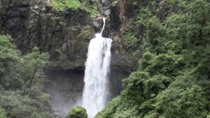 Escape to Nature: Discover the Monsoon Magic of Marleshwar Waterfall – A One-Day Budget Travel Guide