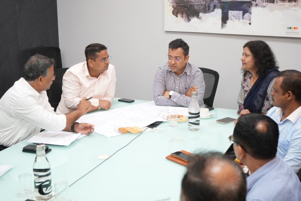 Pune: PMRDA And MIDC Officials Review Monsoon Preparedness, Drainage, And Civic Issues Of Hinjawadi 