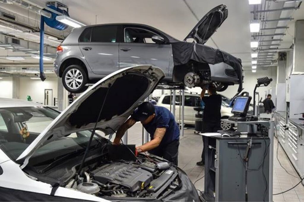 Pune Consumer Forum Fines Car Dealer and Manufacturer For Failing To Fix Faulty Vehicle 