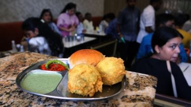 Why Mumbaikars Queue Up Daily at This 86-Year-Old Vada Pav Icon Near CST