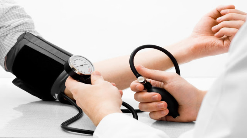 Want to Lower High Blood Pressure Naturally? These Fruits Could Help Keep Your BP in Check