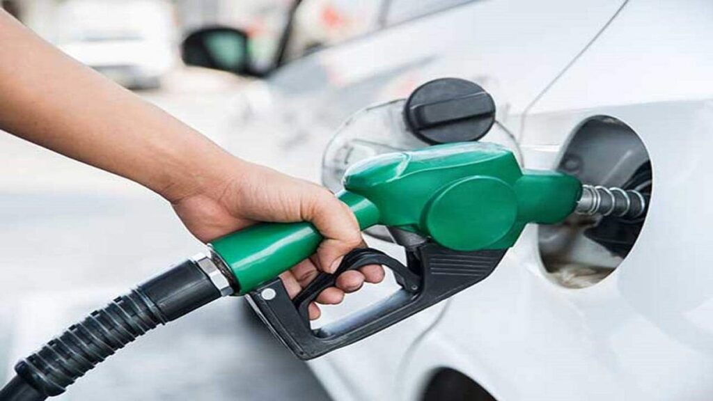 How Indian Fuel Stations Quietly Scam Millions Every Day - Viral Post
