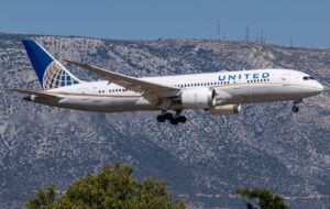 Is the Plane You're Flying On Safe and Reliable? Here's How to Check Before You Board