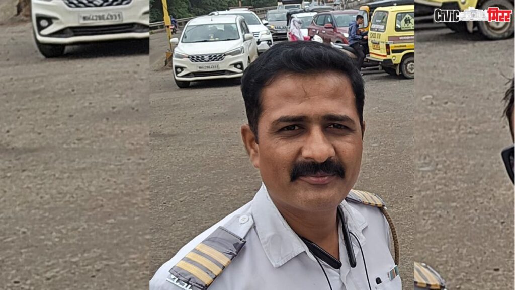 Traffic Policeman Dies Of Heart Attack While On Duty In Pune