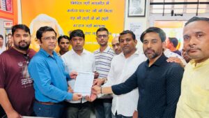 Pune News: Hinjawadi IT Employees Submit 23,000+ Signature Petition To MLC Gorkhe, Demand Urgent Infrastructure Fixes
