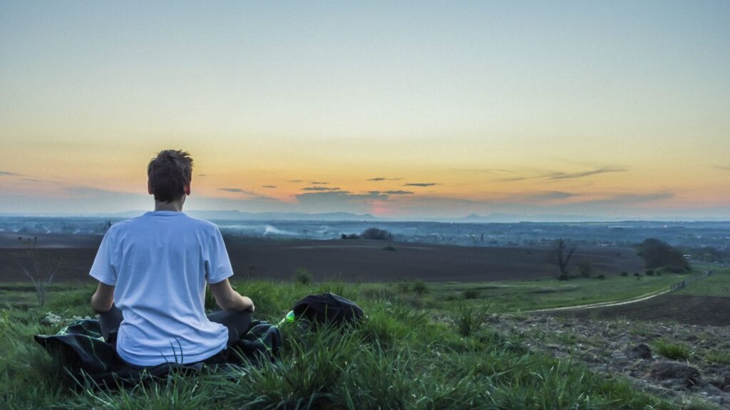 10 Expert-Backed Ways to Calm the Mind and Beat Overthinking