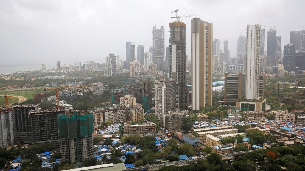 Home Loans Are Cheaper, Yet Home Sales Fall by 27% in Major Cities